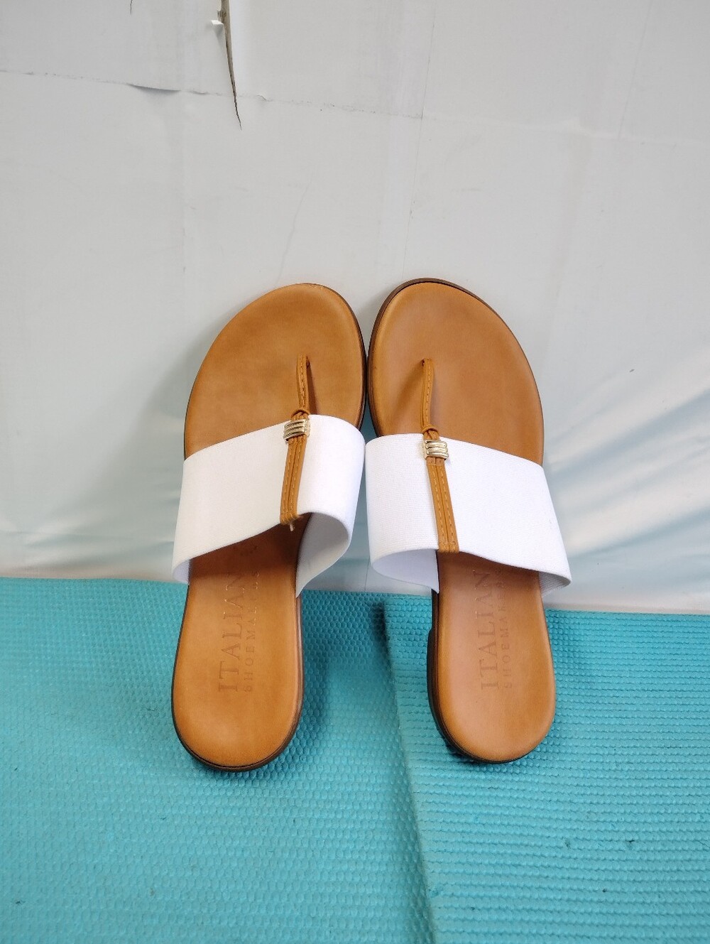 Italian Shoemakers White Strap Tan Footbed Slide Sandals 7.5